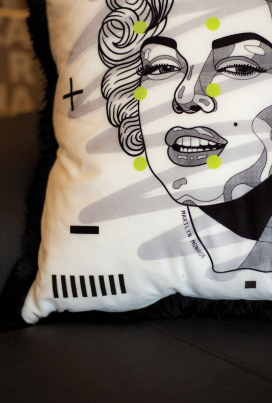 Marilyn Monroe Yastık - KIRLENT K280