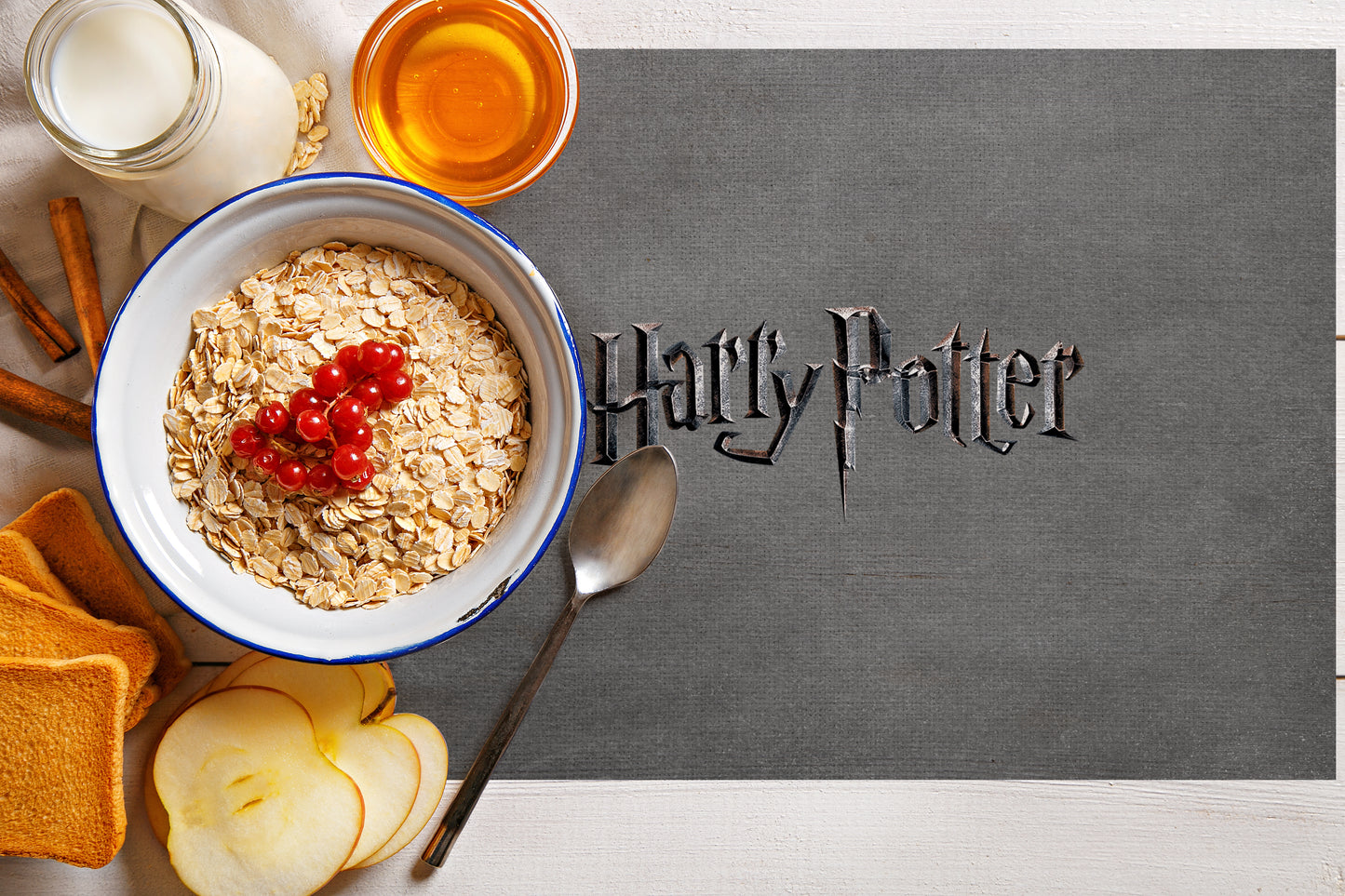 Harry Potter and the Order of the Phoenix Kumaş Amerikan Servis 4'lü Set 35X50CM | Pufaloji